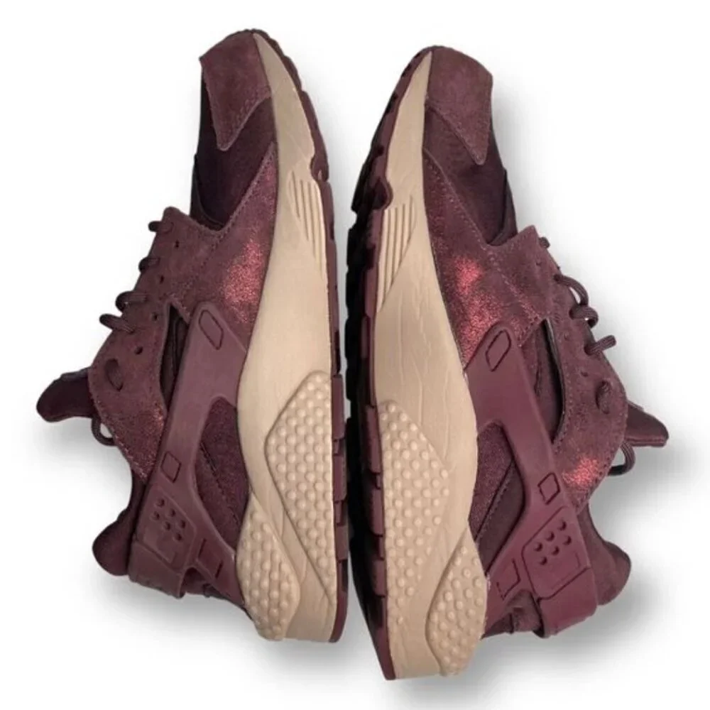 Nike Air Huarache Run Burgundy Crush Suede Sneakers BV1170-600 Women’s Size 11